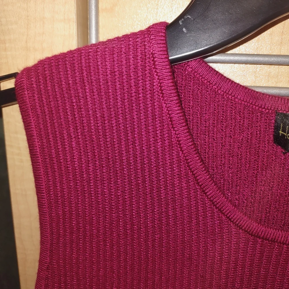 House of Harlow 1960 Crewneck Ribbed Knit Crop Top - Picture 4 of 8